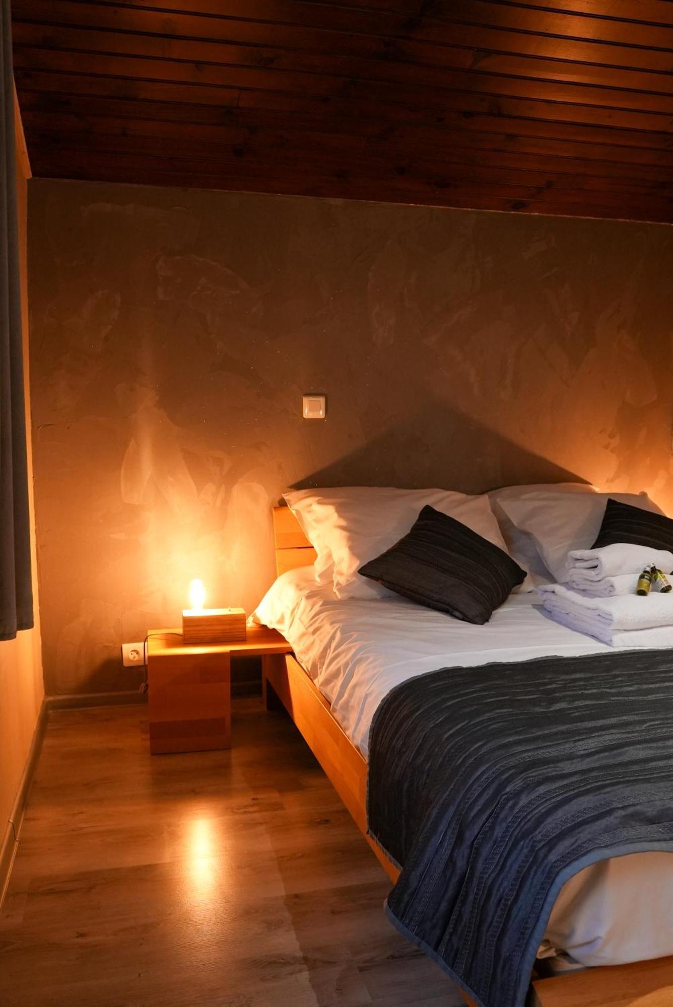 Logis Le Relais De La Voie Sacree Hotel Issoncourt Buitenkant foto