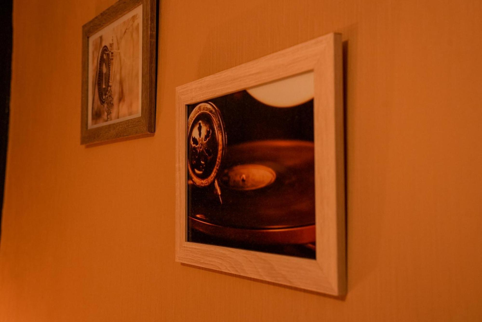 Logis Le Relais De La Voie Sacree Hotel Issoncourt Buitenkant foto